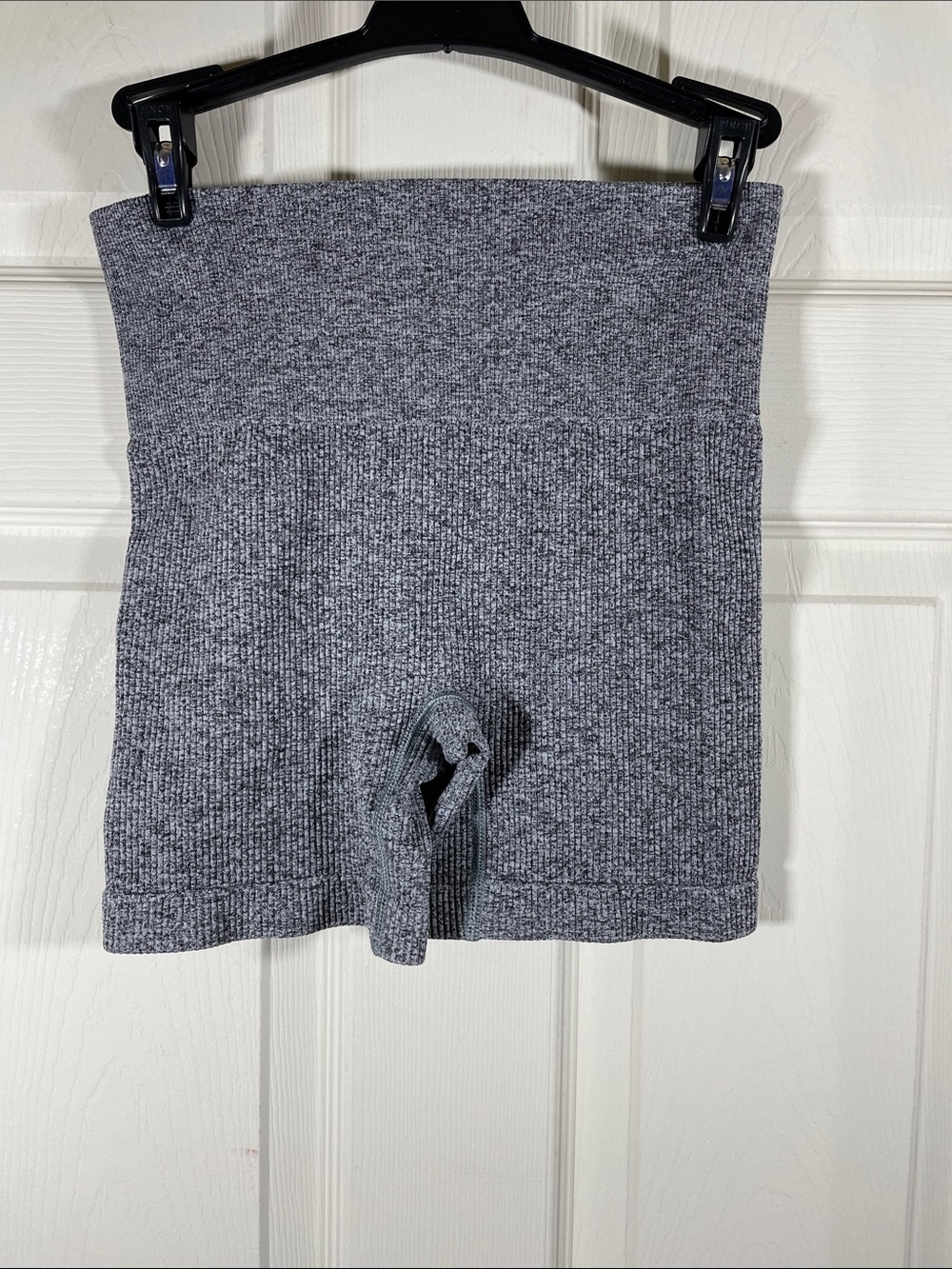 Colsie Gray Ribbed Athletic Shorts - Picture 2 of 5